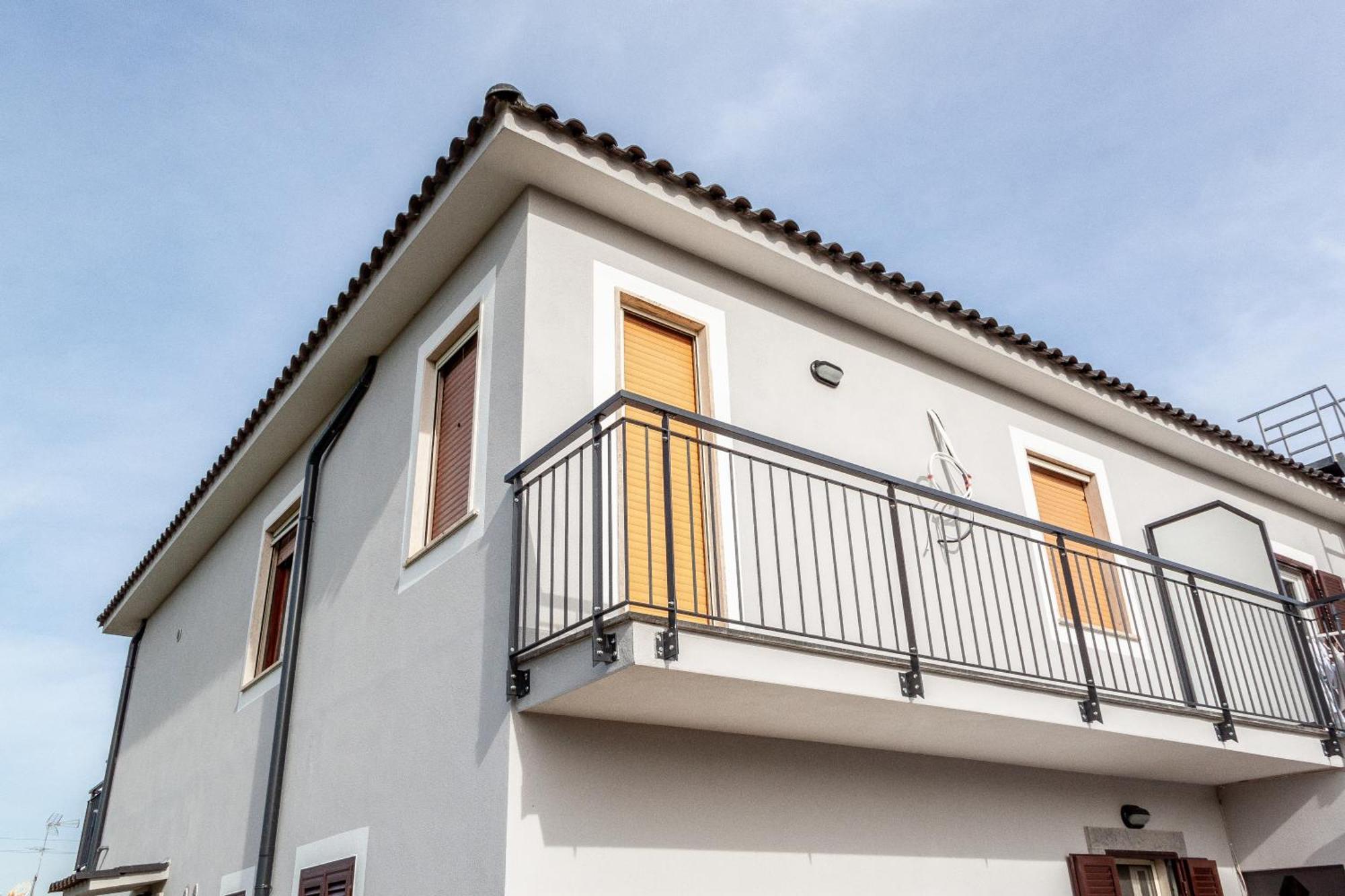 A Casa Di Marco Guesthouse - Apt Di Ciampino E Stazione Per Roma Marino Exterior photo